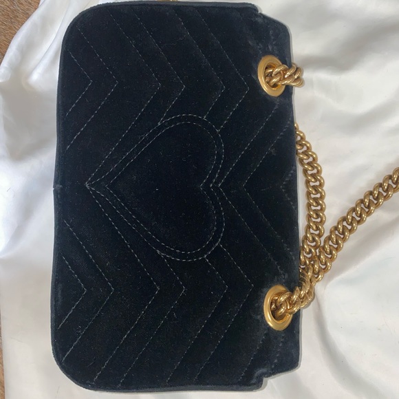 SOLD Gucci GG Marmont Velvet Mini Bag - Picture 4 of 9